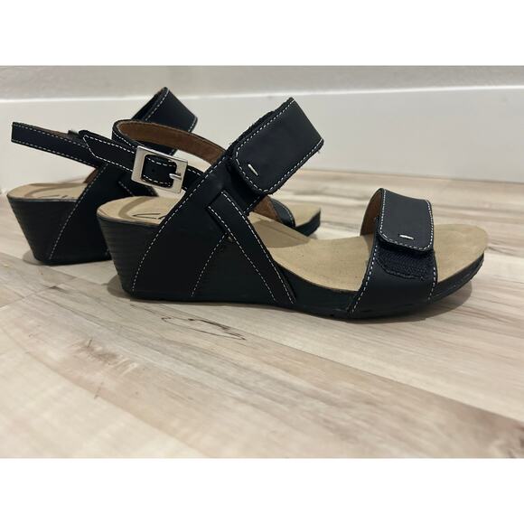 Clark’s Black 2 Strap Sling Back Sandal Clean Women Size 6 - Picture 4 of 7